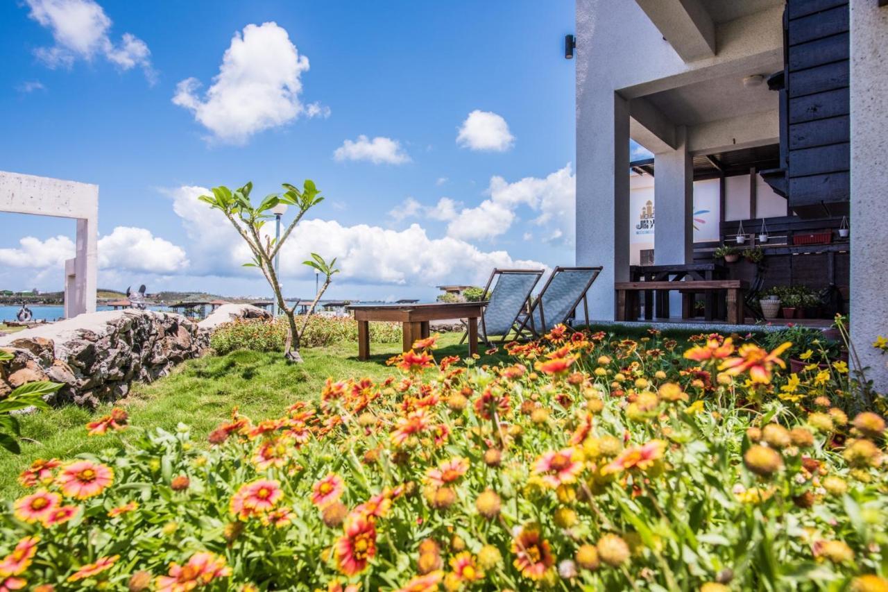 Malibu Oceanview Homestay Magong Exteriör bild